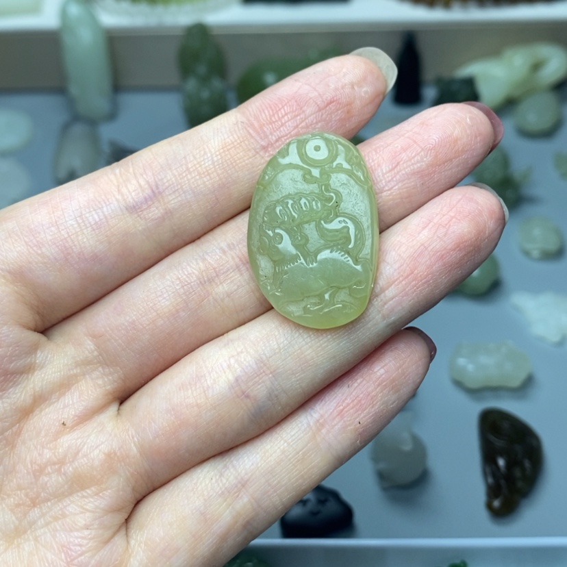 【闪购商品】颈饰未镶嵌和田玉