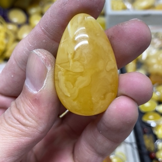 蜜蜡裸石未镶嵌吊坠