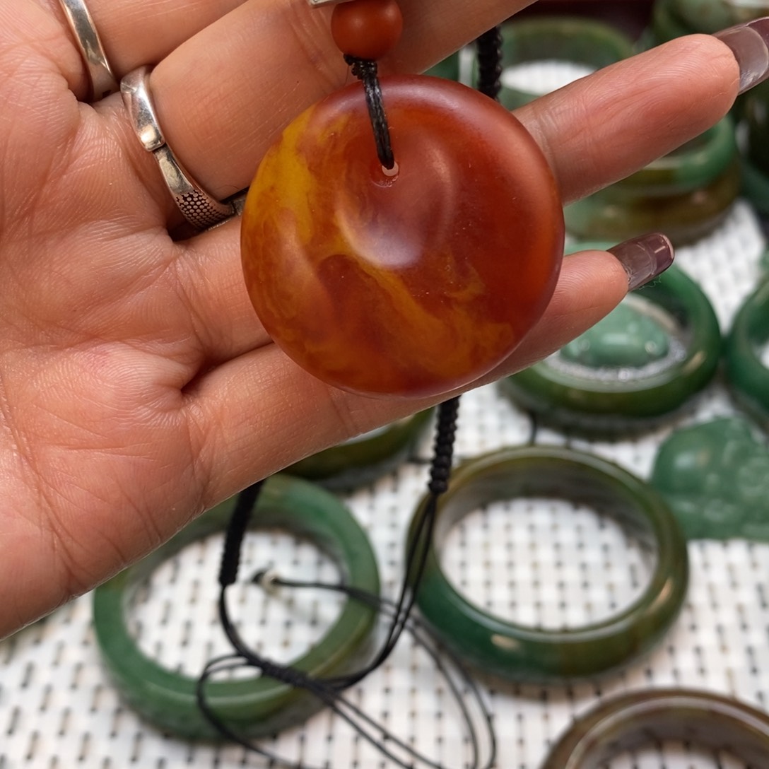 石英质玉未镶嵌手镯