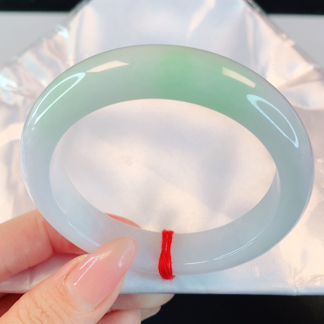 翡翠手镯未镶嵌4654翡翠