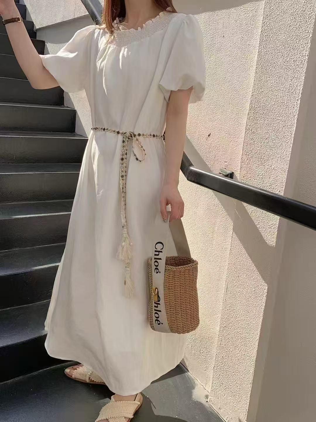 韩系休闲风时尚减龄气质百搭泡泡袖连衣裙H5534