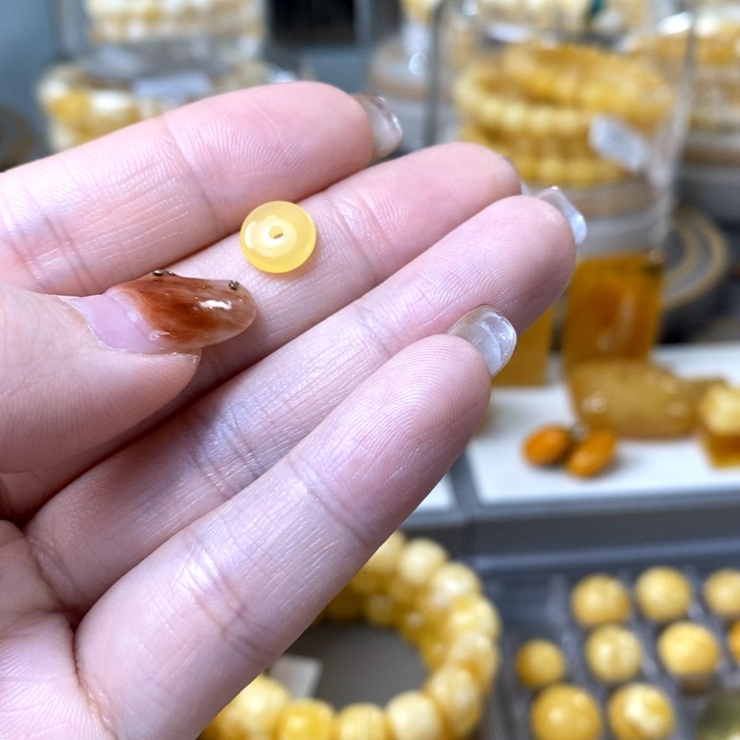 裸石琥珀未镶嵌?*头