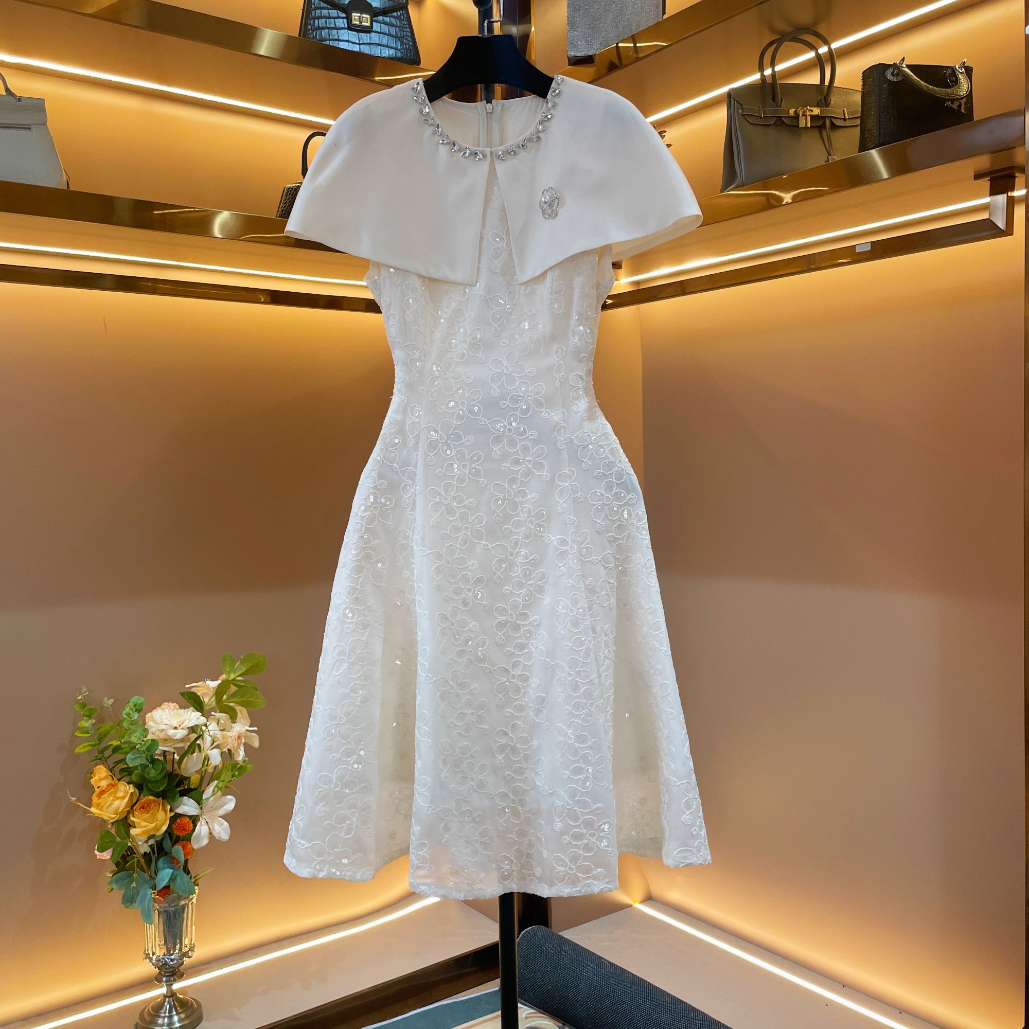 【云肩花语】[晖晖]轻奢设计师款优雅气质修身时尚收腰连衣裙-86680