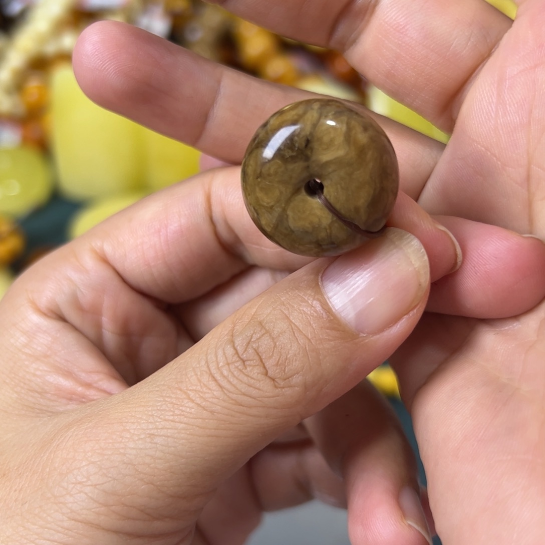 琥珀未镶嵌珠宝奇石643