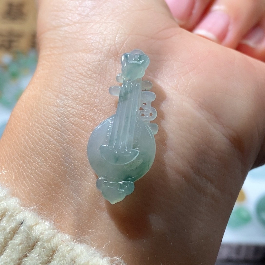 定制翡翠未镶嵌翡翠32.2×13.1×3.9