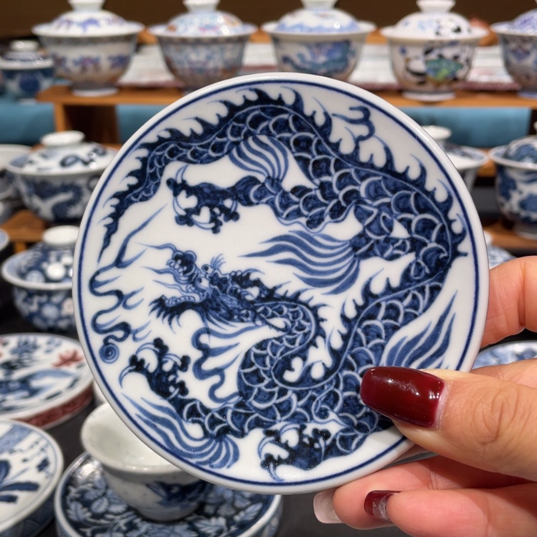 景德镇陶瓷手工制作