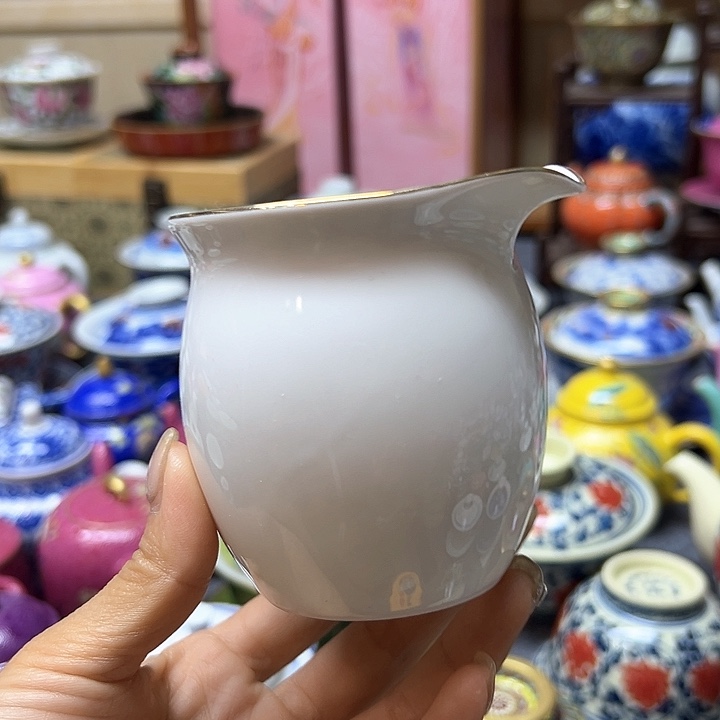 景德镇的一名女子