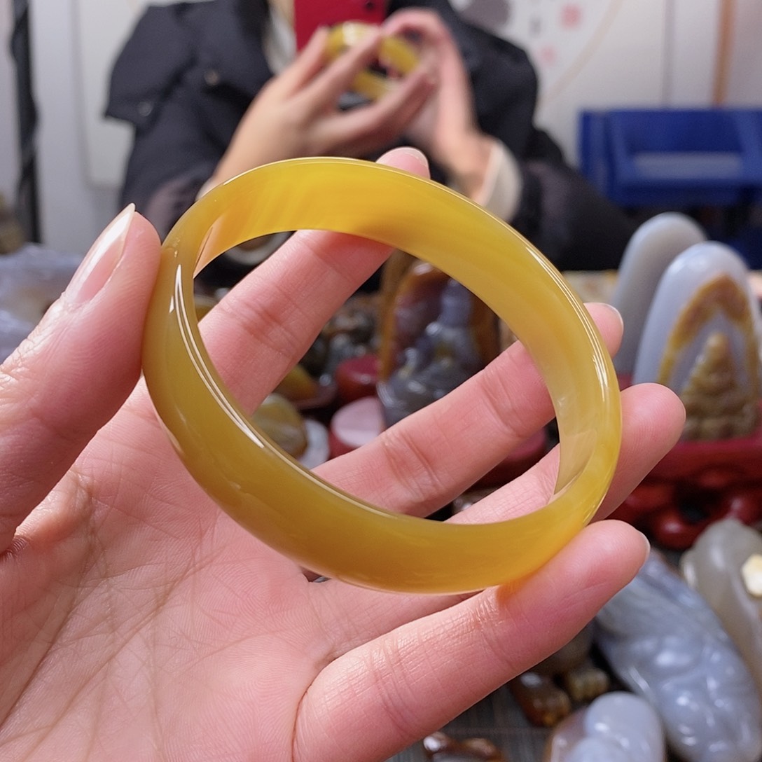 玛瑙/玉髓颈饰未镶嵌嘉*