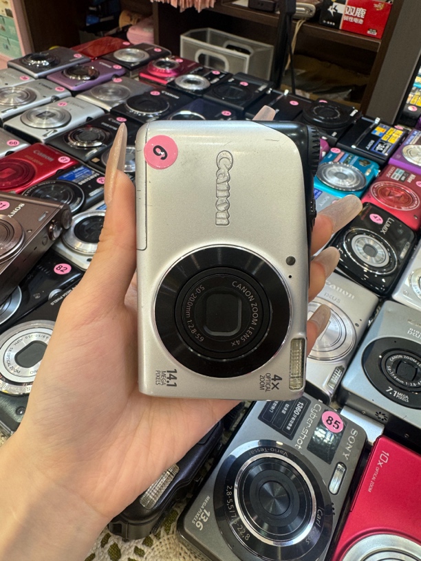 9新 Canon/佳能 佳能a2200二手相机no退换 订