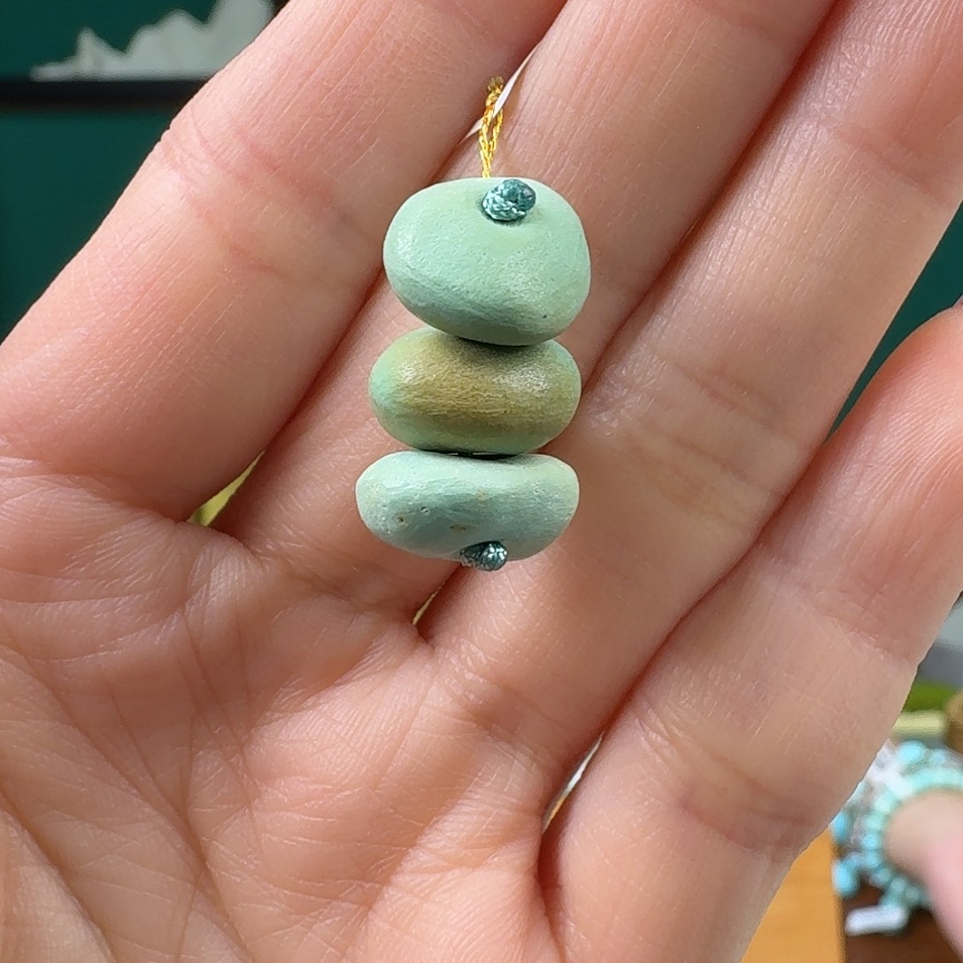 绿松石未镶嵌珠宝奇石