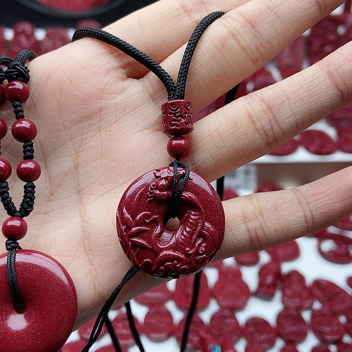 查罗石颈饰未镶嵌