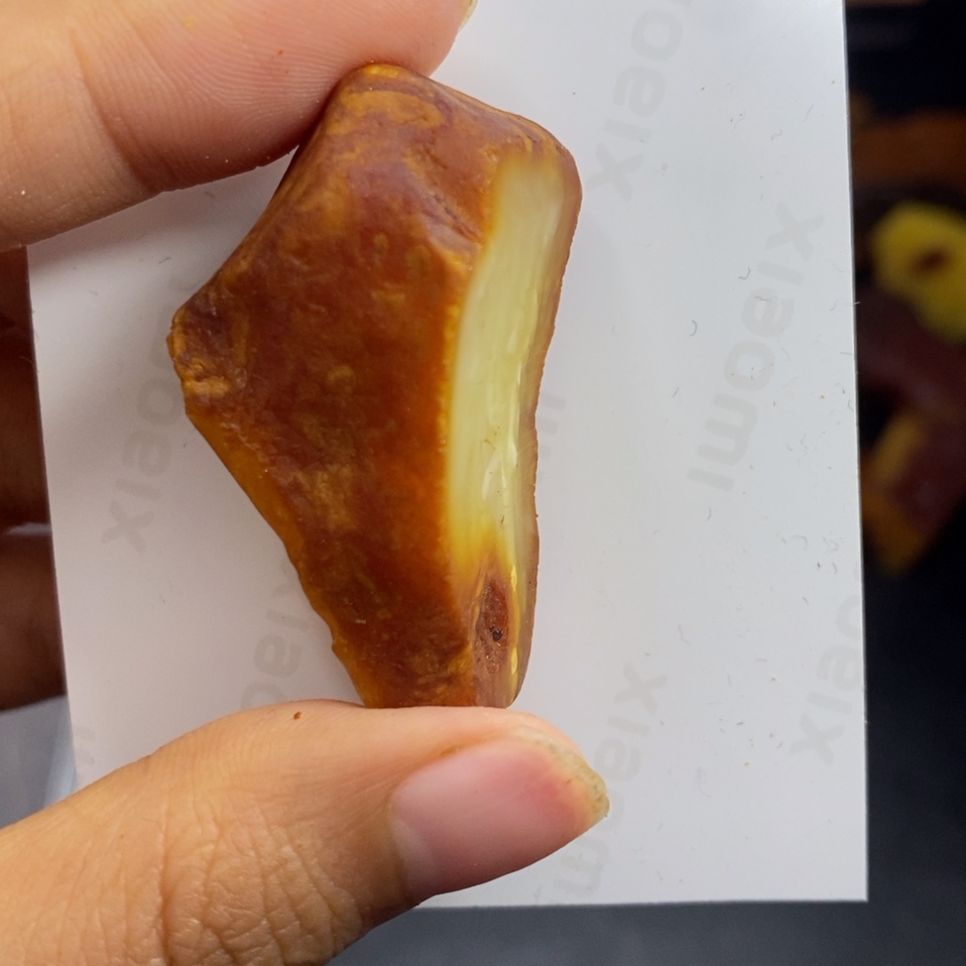 未镶嵌定制琥珀梨