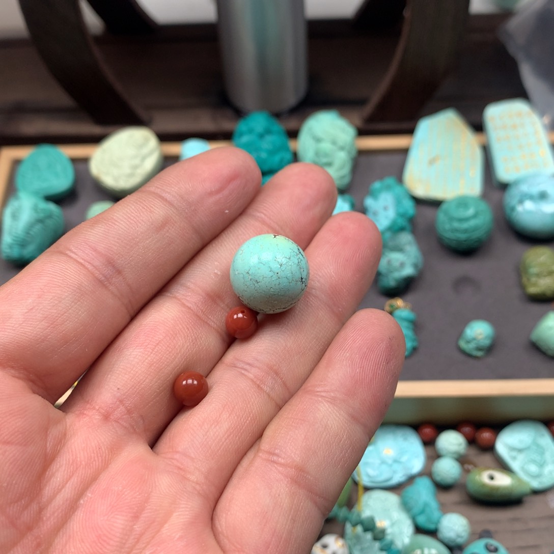 南红玛瑙雕刻未镶嵌