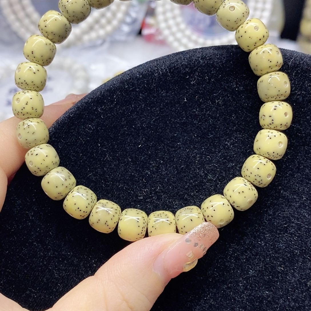 星月菩提吊坠89星月菩提