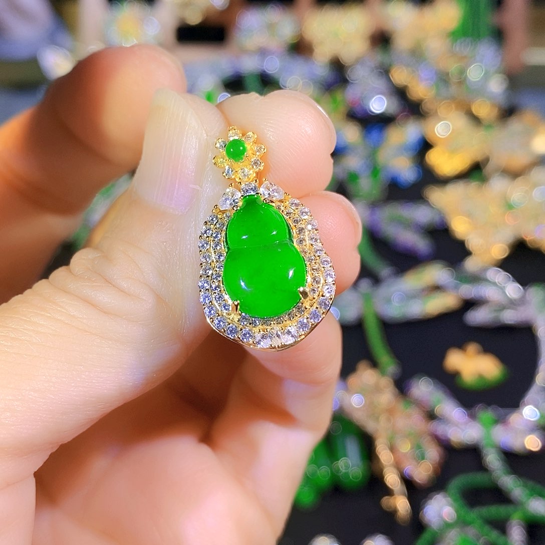 吊坠(不含链)银S925镶嵌翡翠