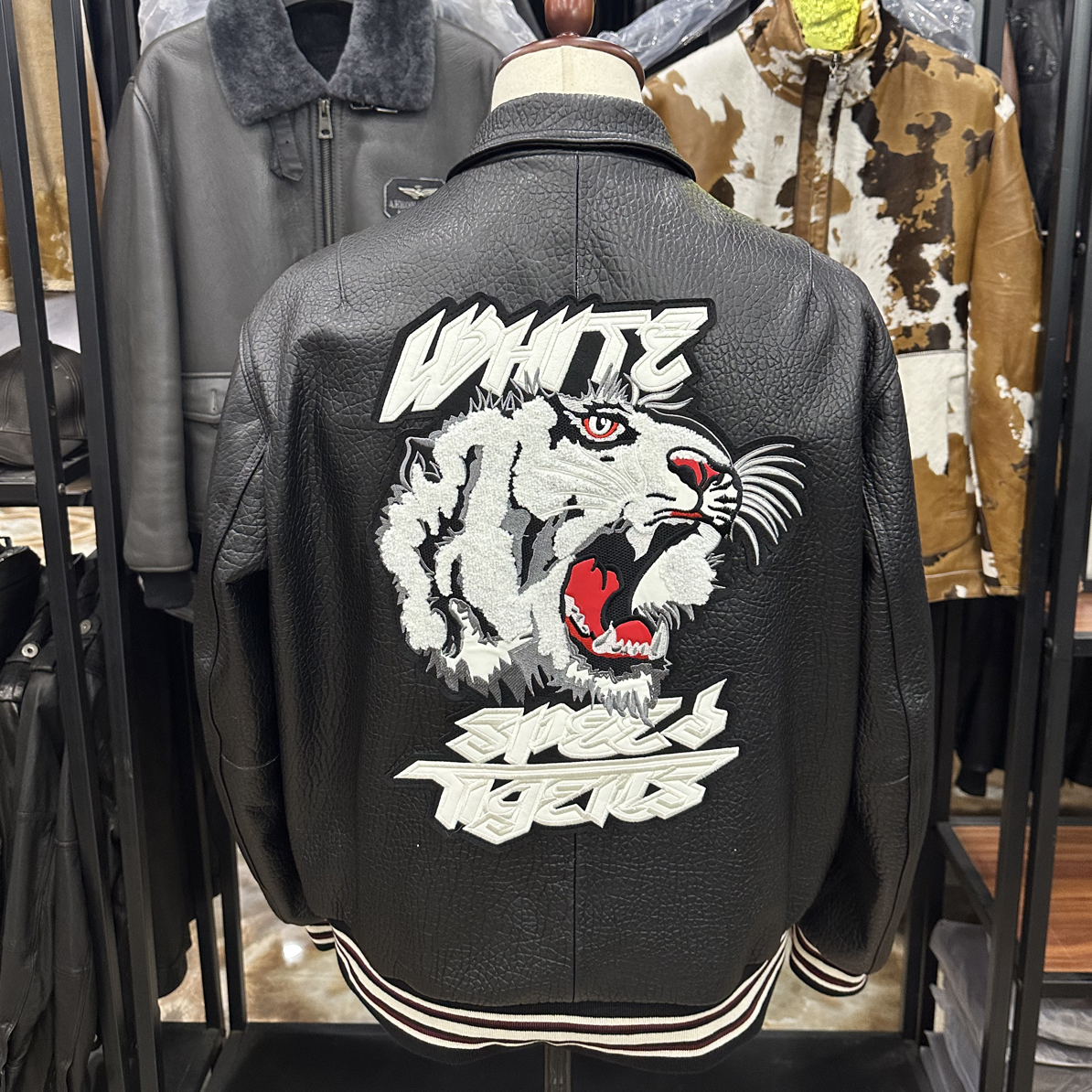 海宁最新款头层羊皮赛特羊皮重工刺绣拉链纽扣款机车夹克时尚休闲