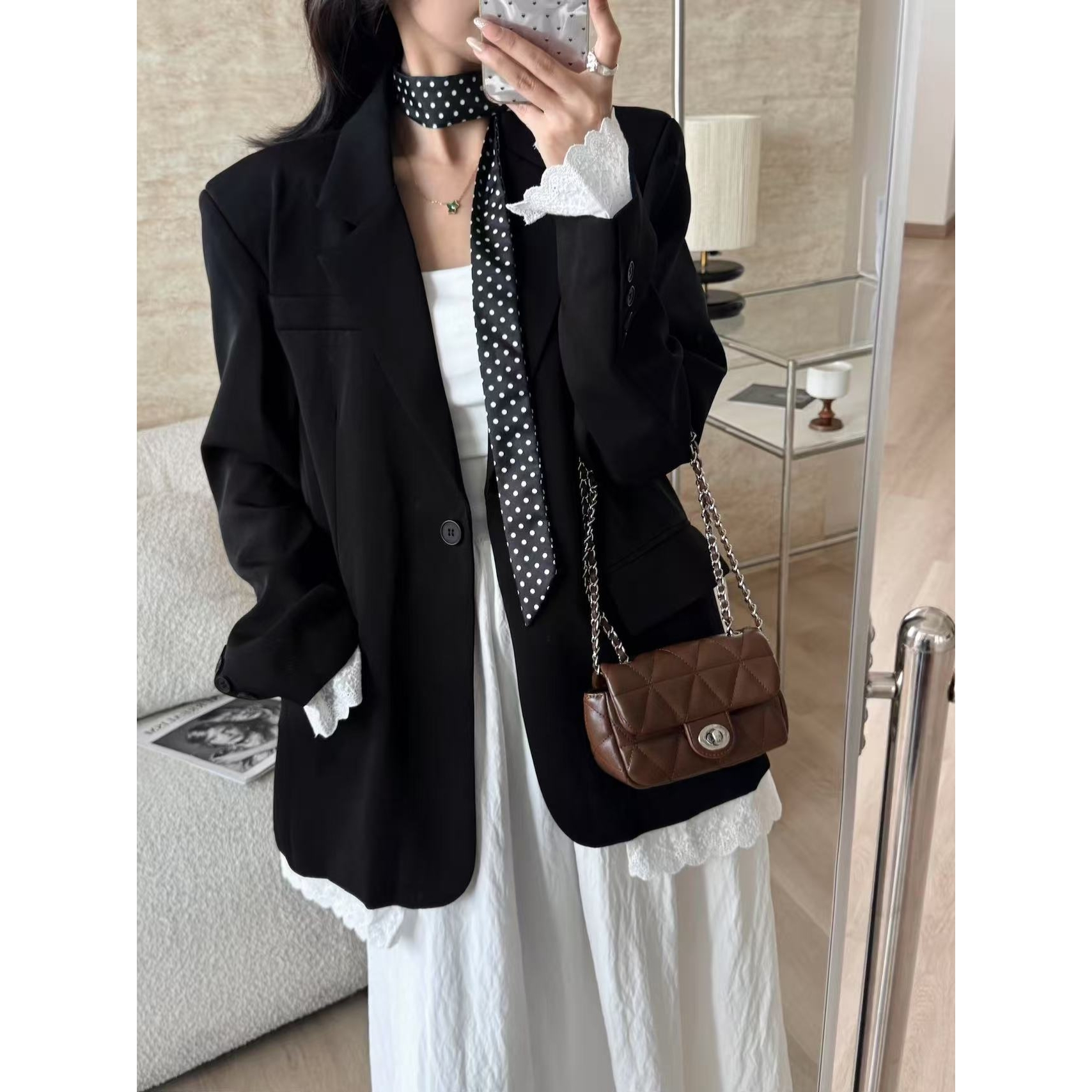 SP【自成焦点】 黑色高级感西装外套女宽松气质拼接花边西服外套  