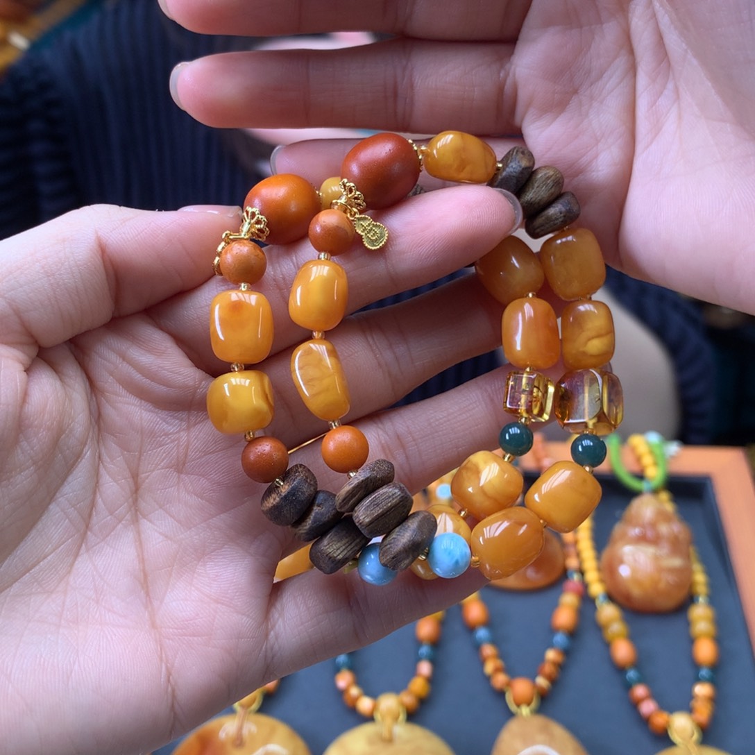 蜜蜡未镶嵌手串多样性发一