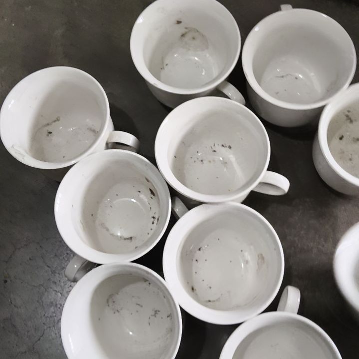 陶瓷盘子碗啥都有