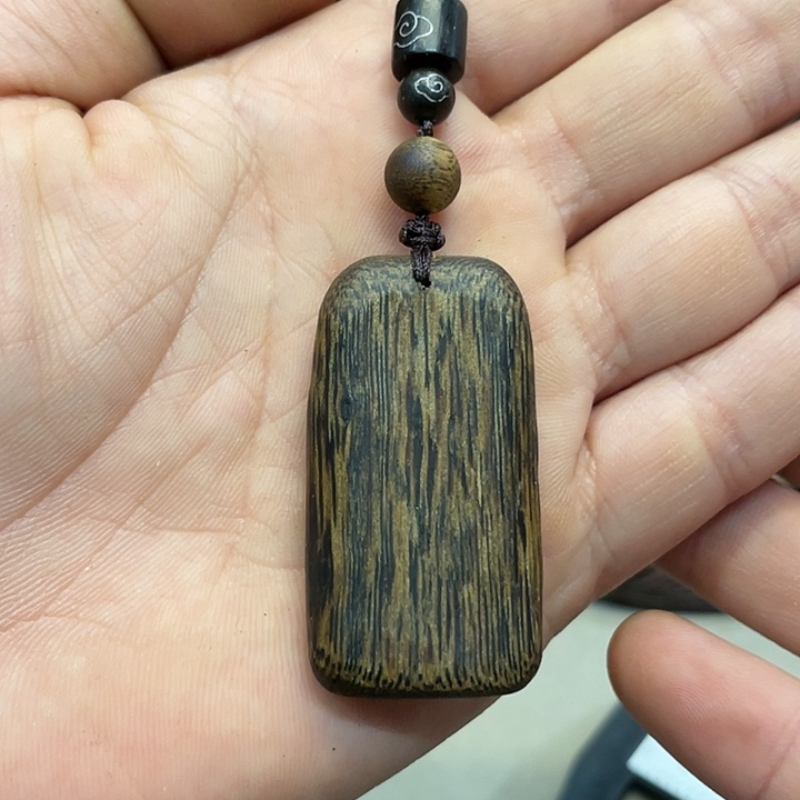 沉香吊坠奇楠挂件红油老料