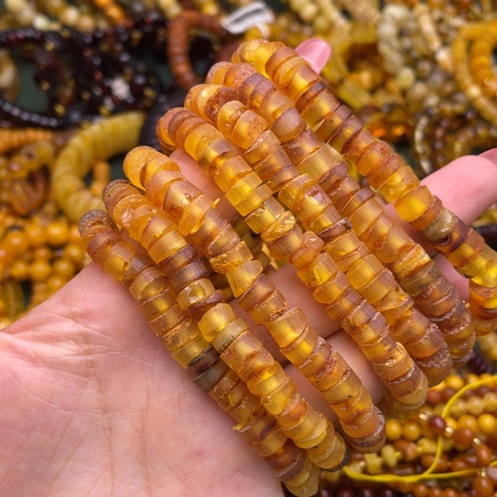 琥珀未镶嵌珠宝奇石