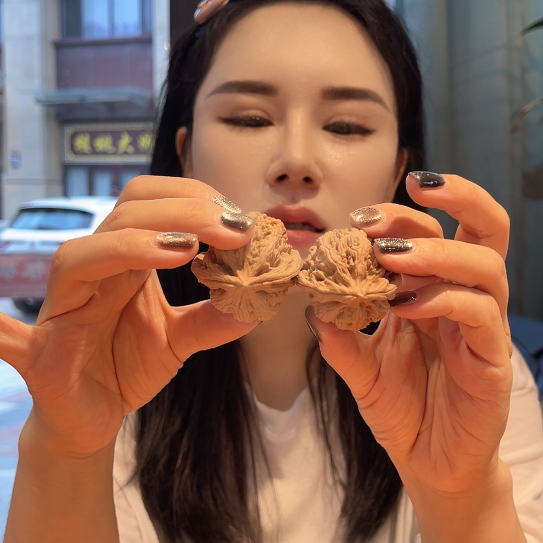 文玩核桃把件粗筋