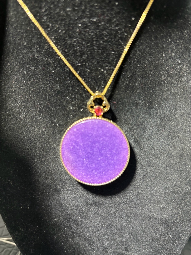 翡翠紫罗兰大圆牌d111