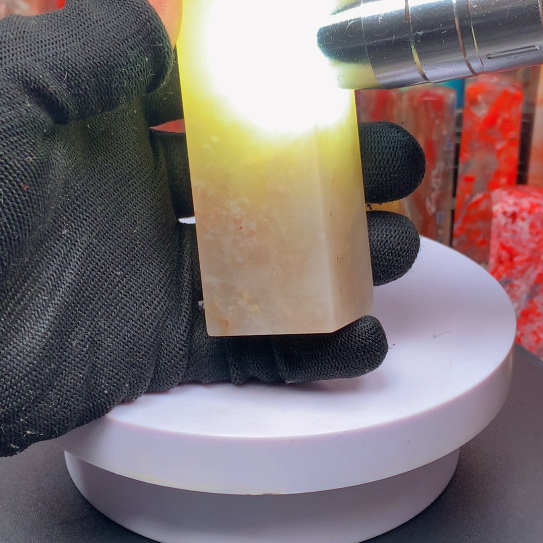 昌化石白田鱼籽冻印章