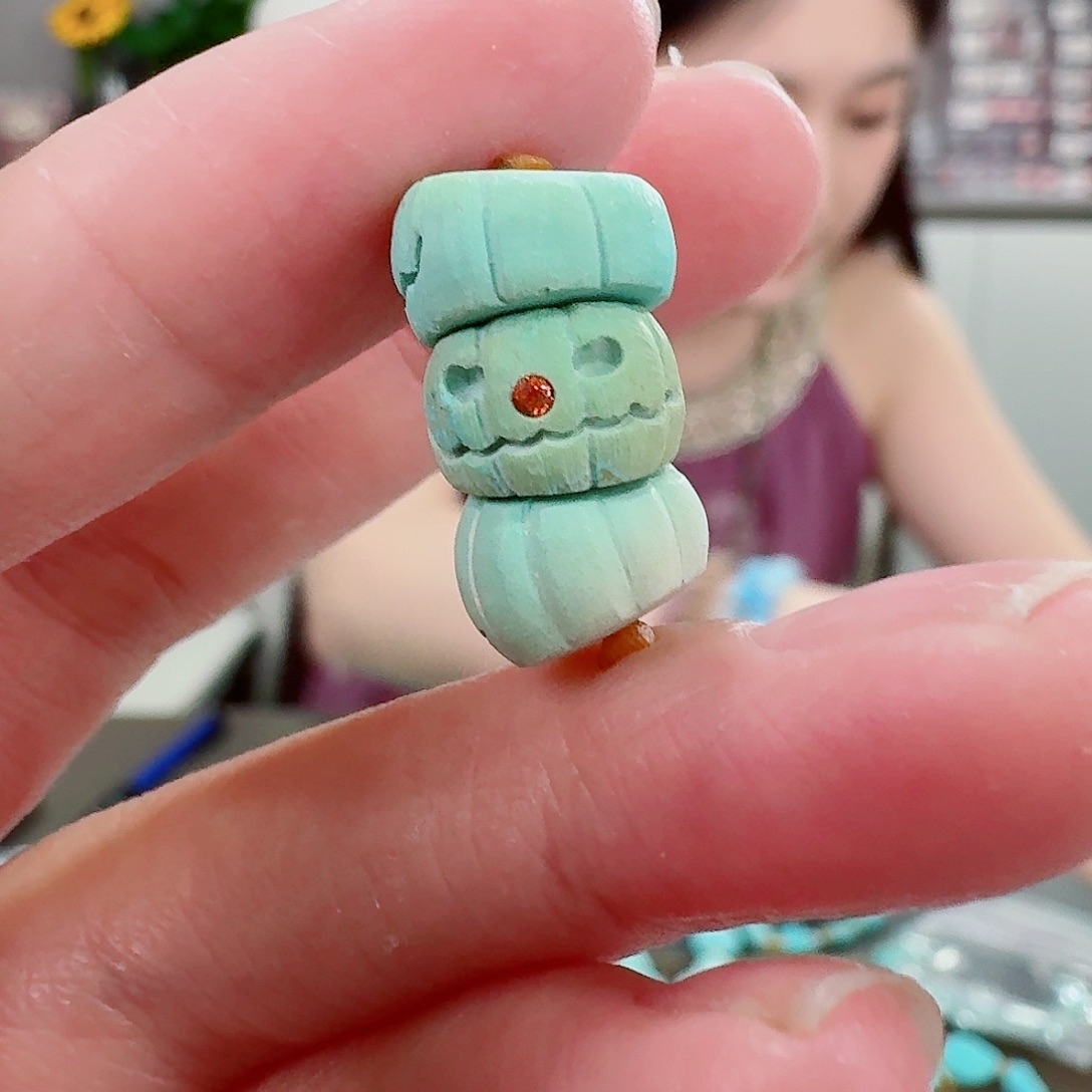 未镶嵌绿松石珠宝奇石