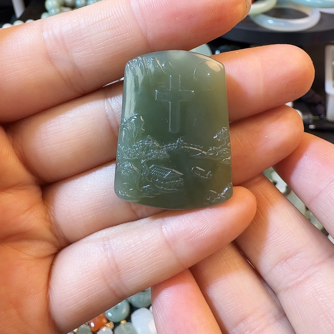 和田玉未镶嵌颈饰