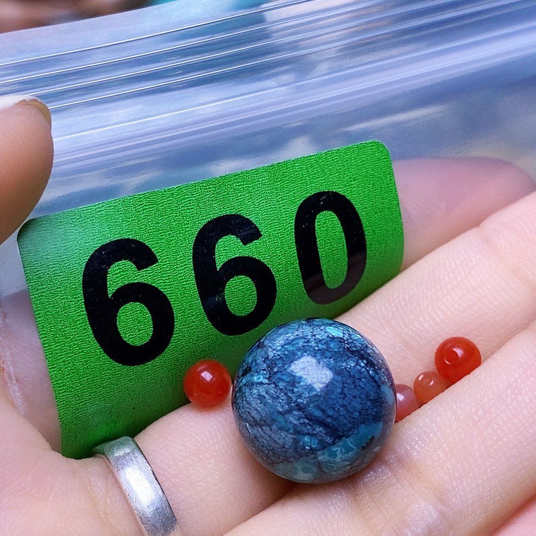 未镶嵌南红玛瑙珠宝奇石