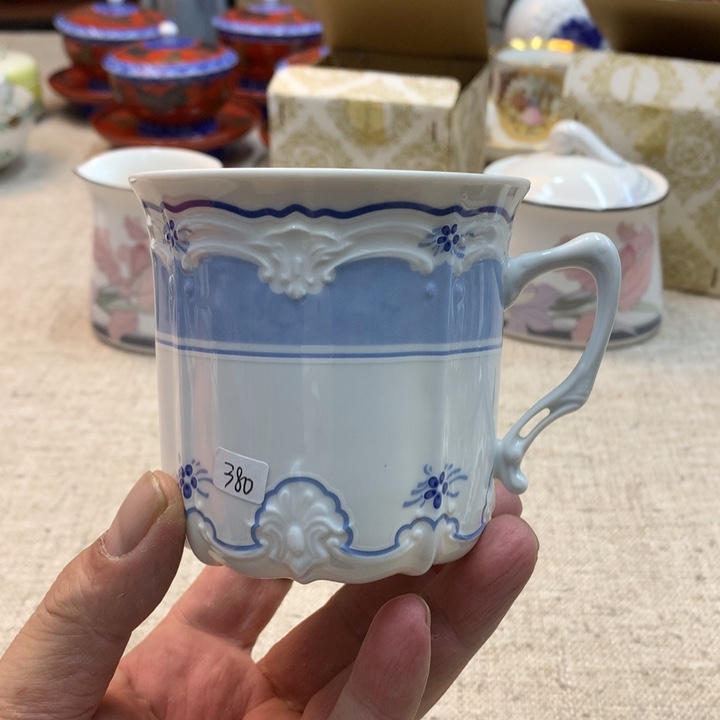 金瓷阁家的美丽瓷器