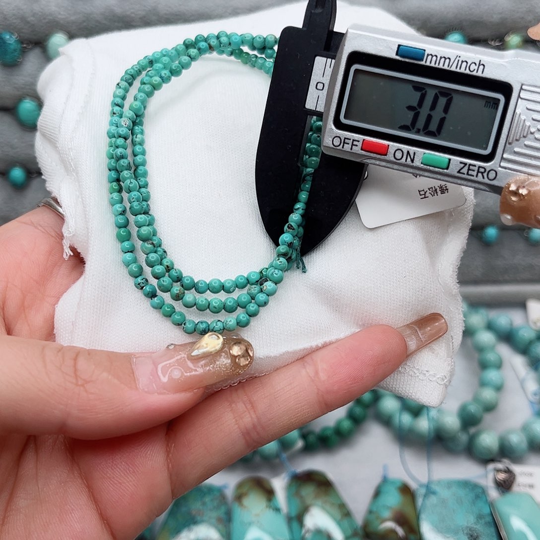 绿松石绿松石未镶嵌