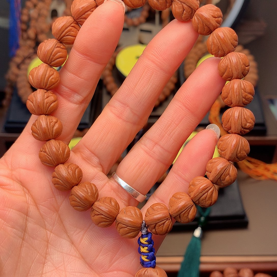 桃核手串薛*生野生玉龙脊13