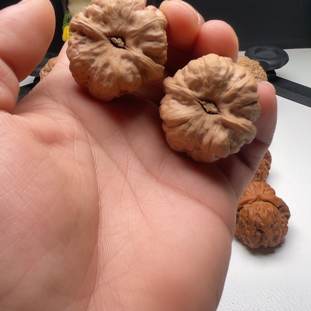 达***西核桃蛤蟆头核桃 39