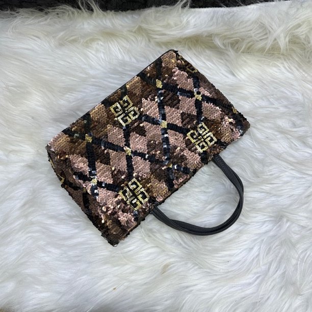 95新 Givenchy/纪梵希 纪梵希闪片小号手提包