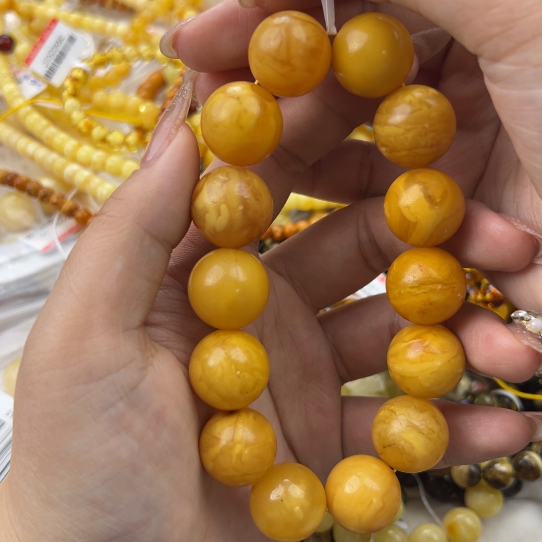 琥珀珠宝奇石未镶嵌