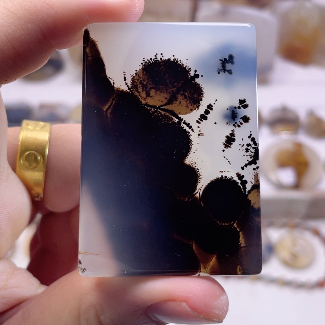 玛瑙/玉髓未镶嵌珠宝奇石