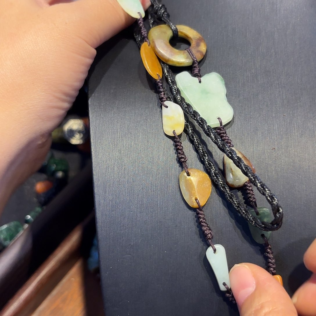 翡翠未镶嵌颈饰原创