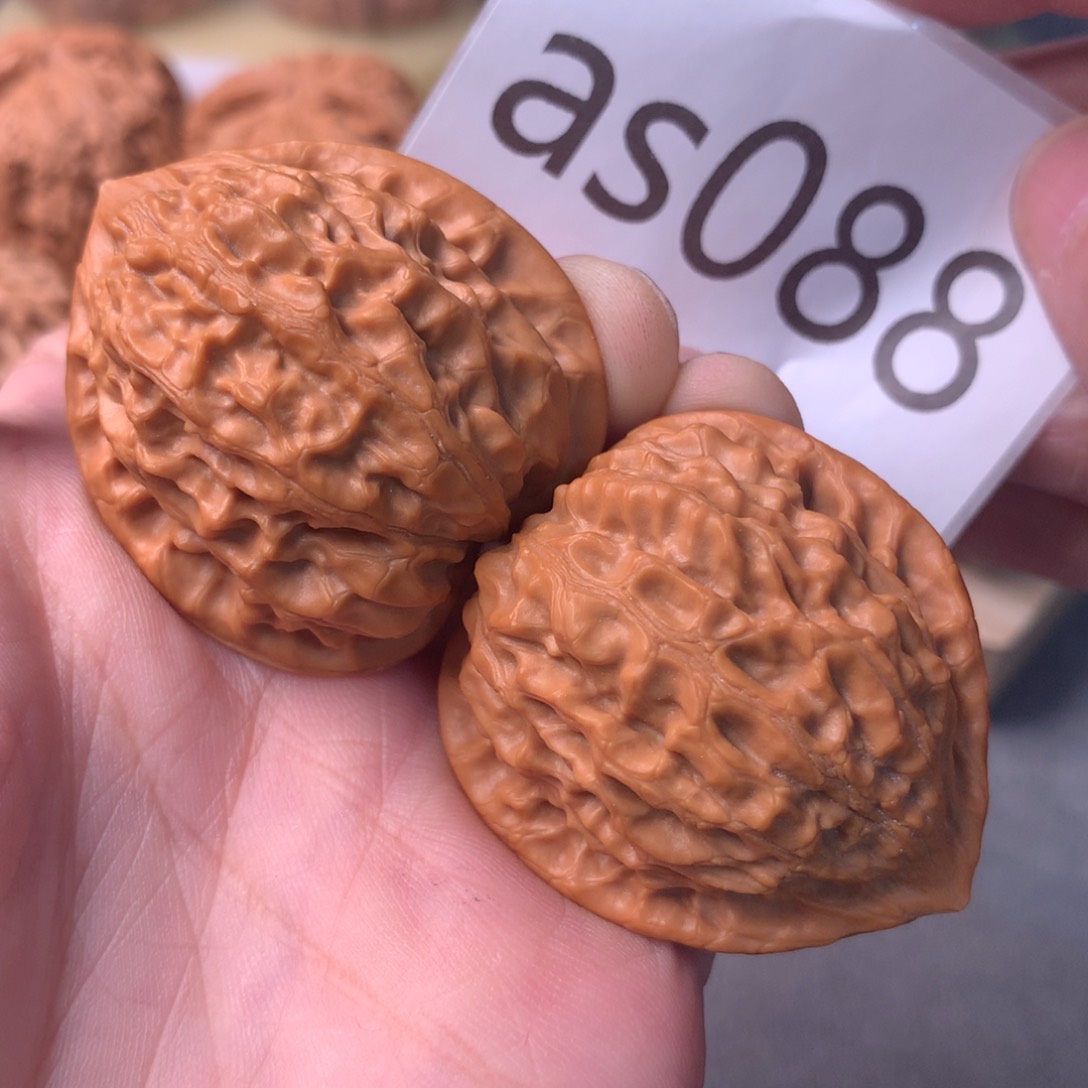 文玩核桃把件金牛38