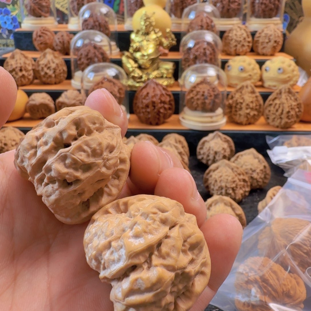 猴头核桃把件文玩核桃。蛤蟆头核桃