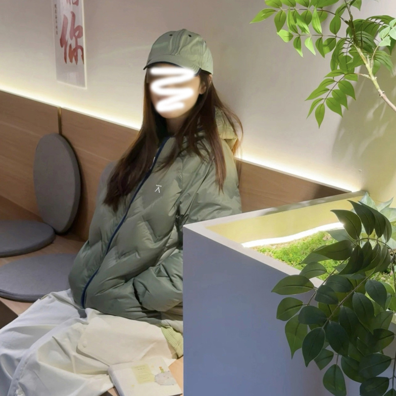 山系户外男女款轻量化防风防泼水压胶锁温保暖拼色连帽棉衣棉服
