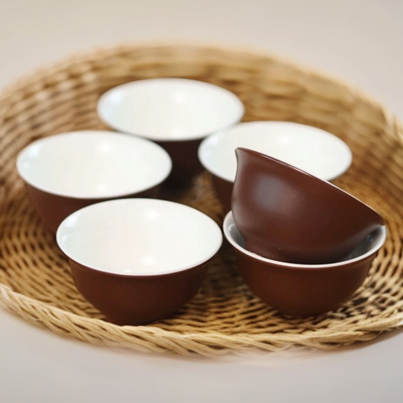 潮汕手工小号陶瓷反口朱泥内白功夫茶杯