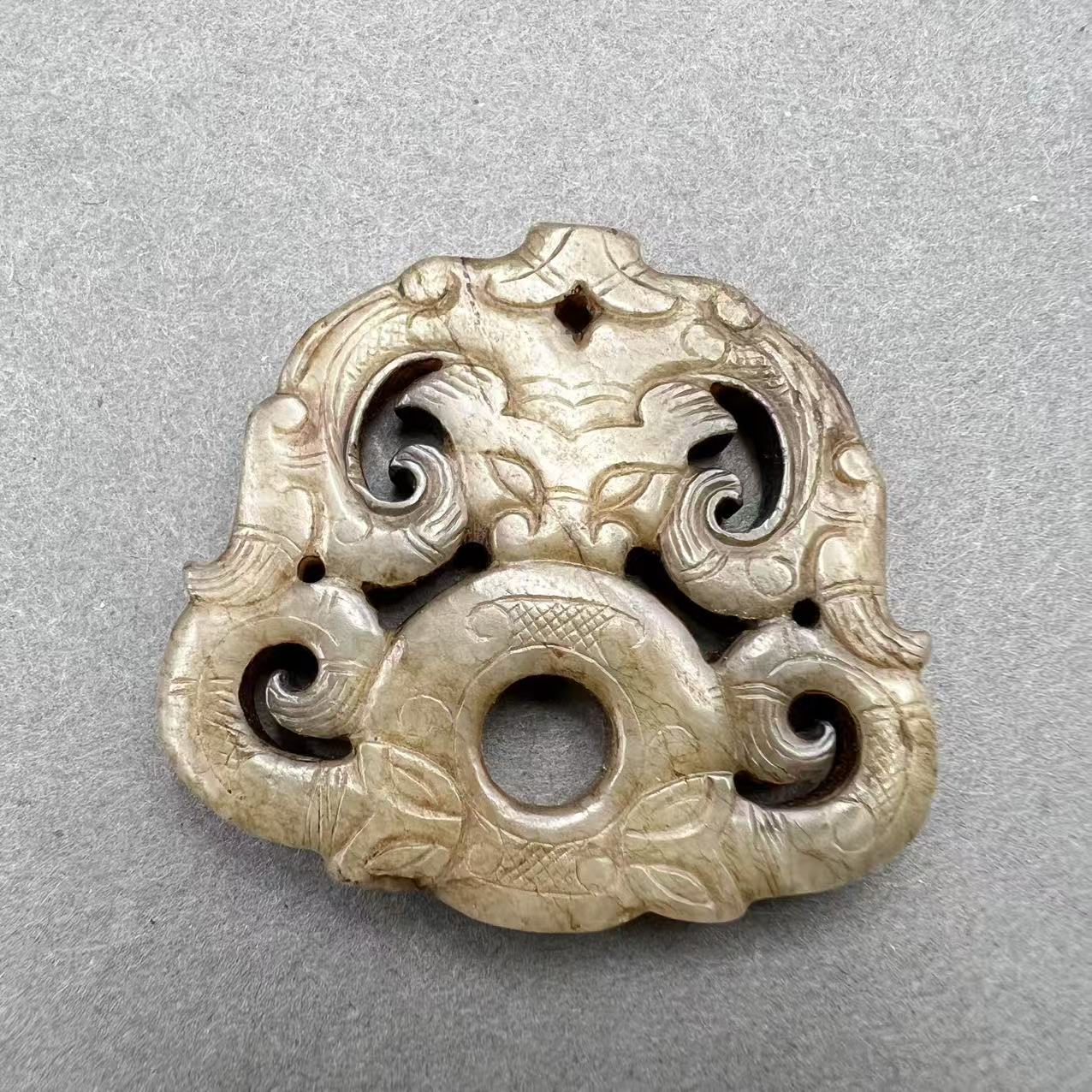 GWC-0625下午001和田玉龙纹佩