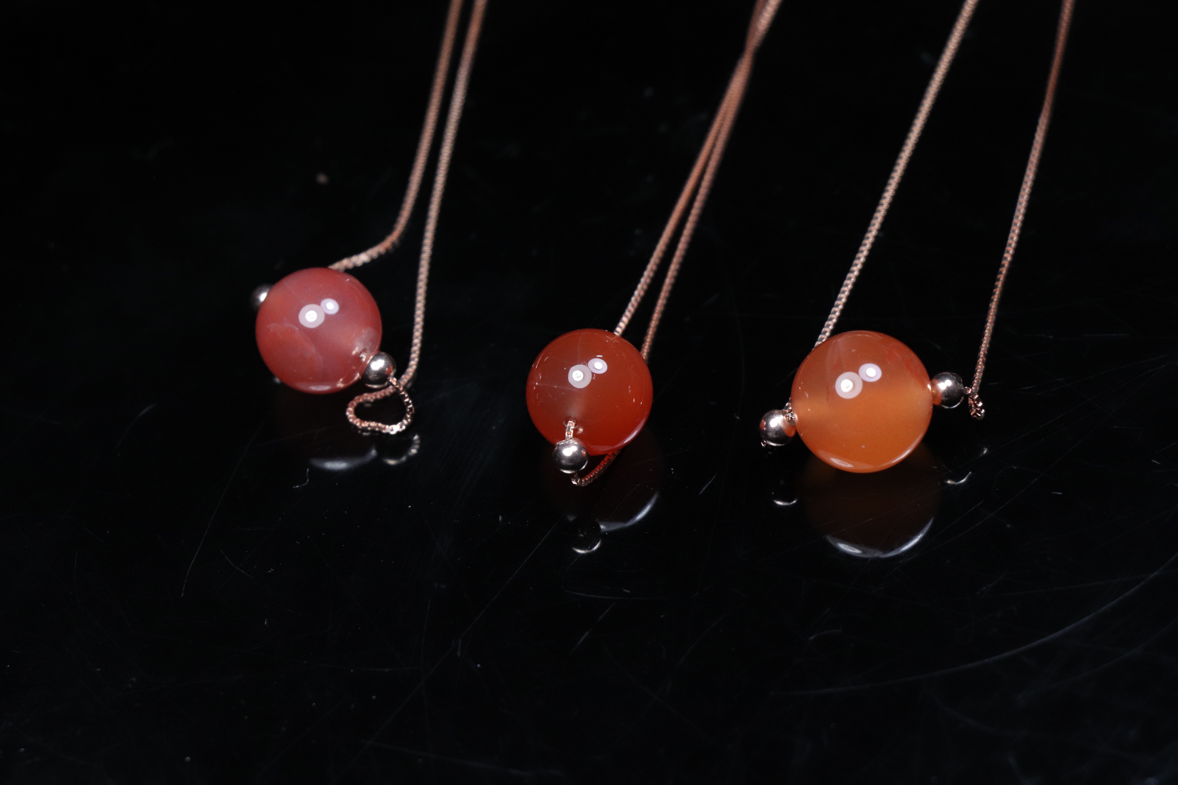 原矿无优化天然南红锁骨珠s925银搭配多样发一颗有纹裂颜色随机发