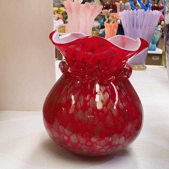 琉璃花瓶高20厘米口径10厘米