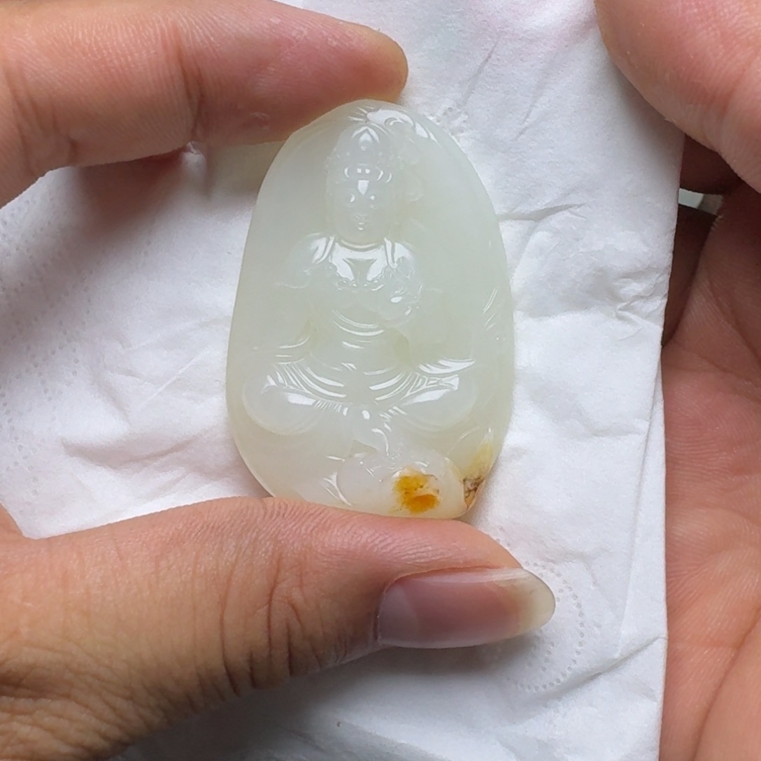 和田玉未镶嵌颈饰墨**秋