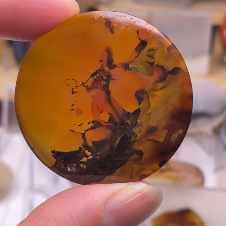 红***旗玛瑙/玉髓未镶嵌吊坠(不含链)