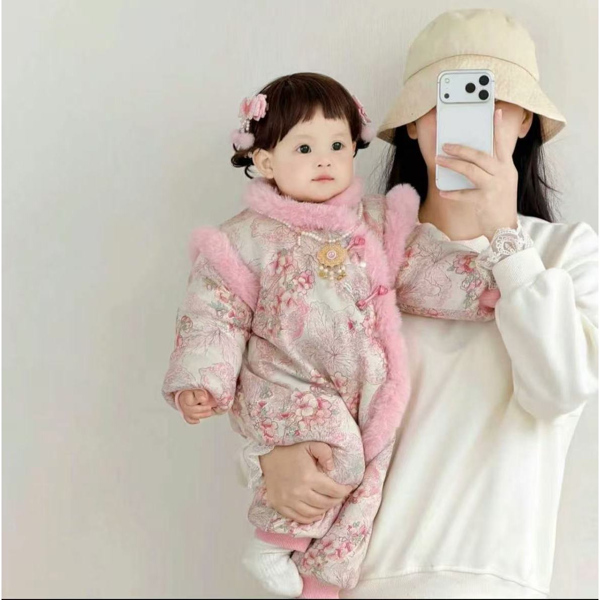 婴儿冬季衣服国风甜美连体衣可爱加厚外出服拜年