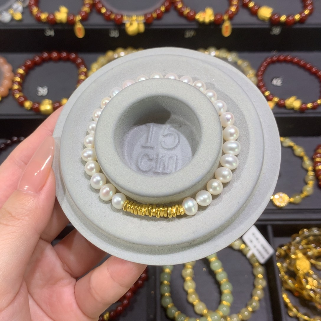 淡水珍珠手串未镶嵌0.46碎金